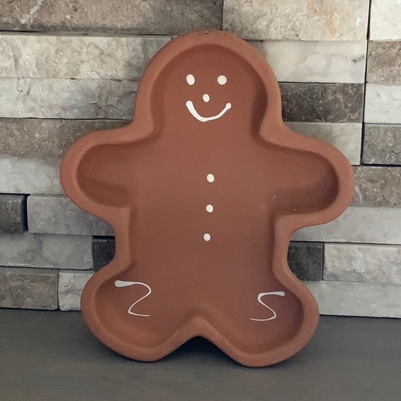 Hartstone Other - Terra Cotta Gingerbread Dish/Cookie Mold New